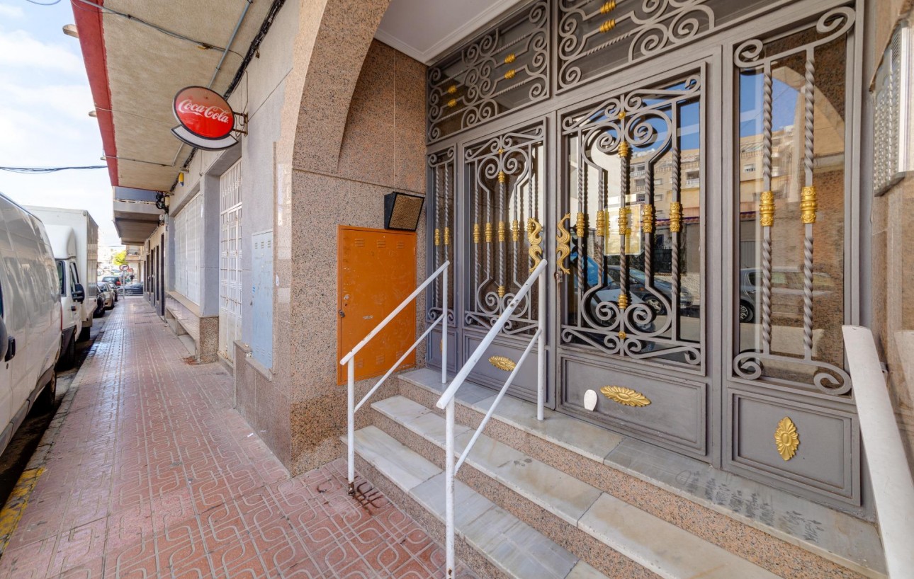 Sale - Study - Torrevieja - Centro