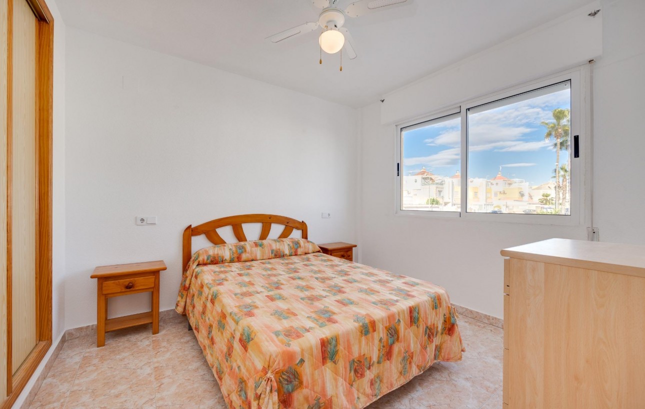 Resale - Chalet - Orihuela Costa - Los Altos