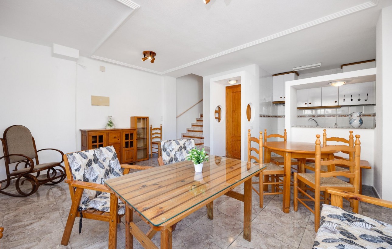 Resale - Chalet - Orihuela Costa - Los Altos