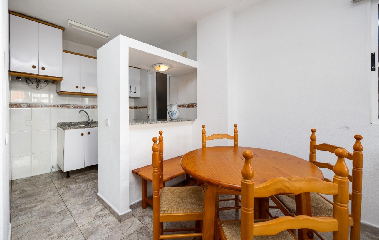 Resale - Chalet - Orihuela Costa - Los Altos