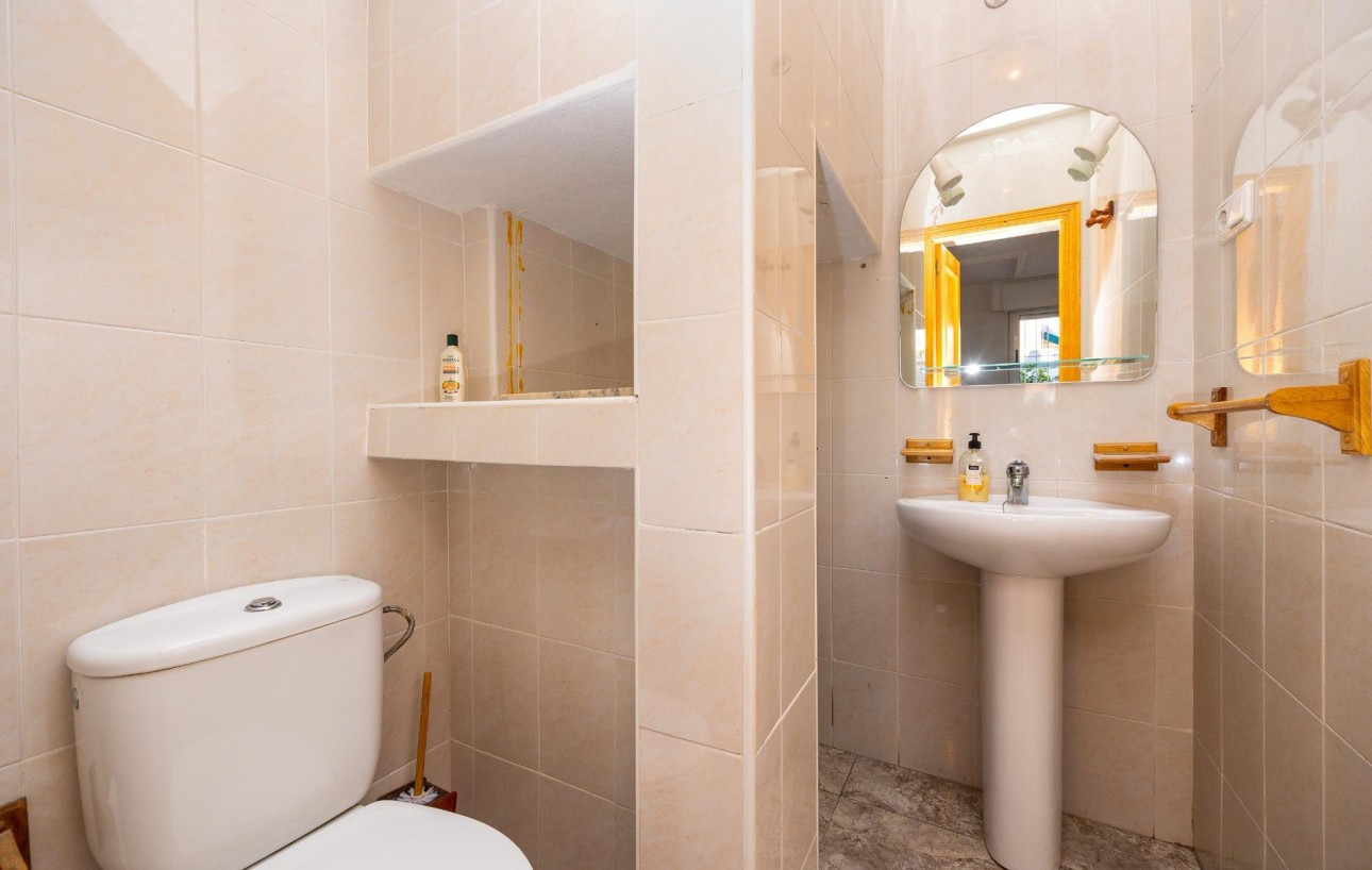 Resale - Chalet - Orihuela Costa - Los Altos