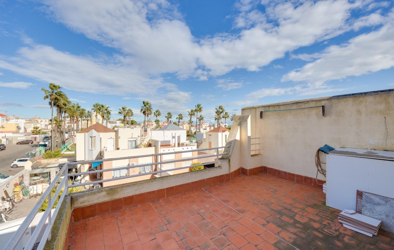 Resale - Chalet - Orihuela Costa - Los Altos