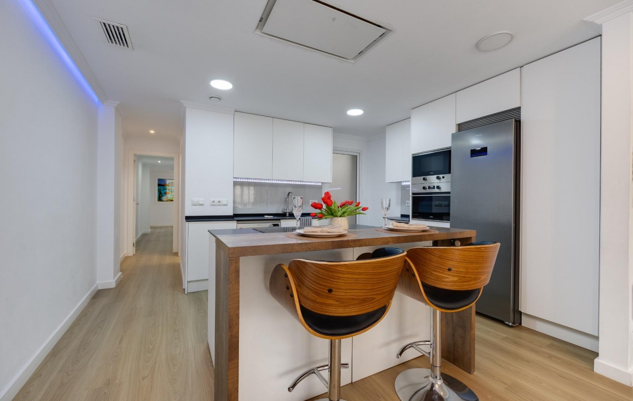 Venta - Apartamento - Torrevieja - Centro