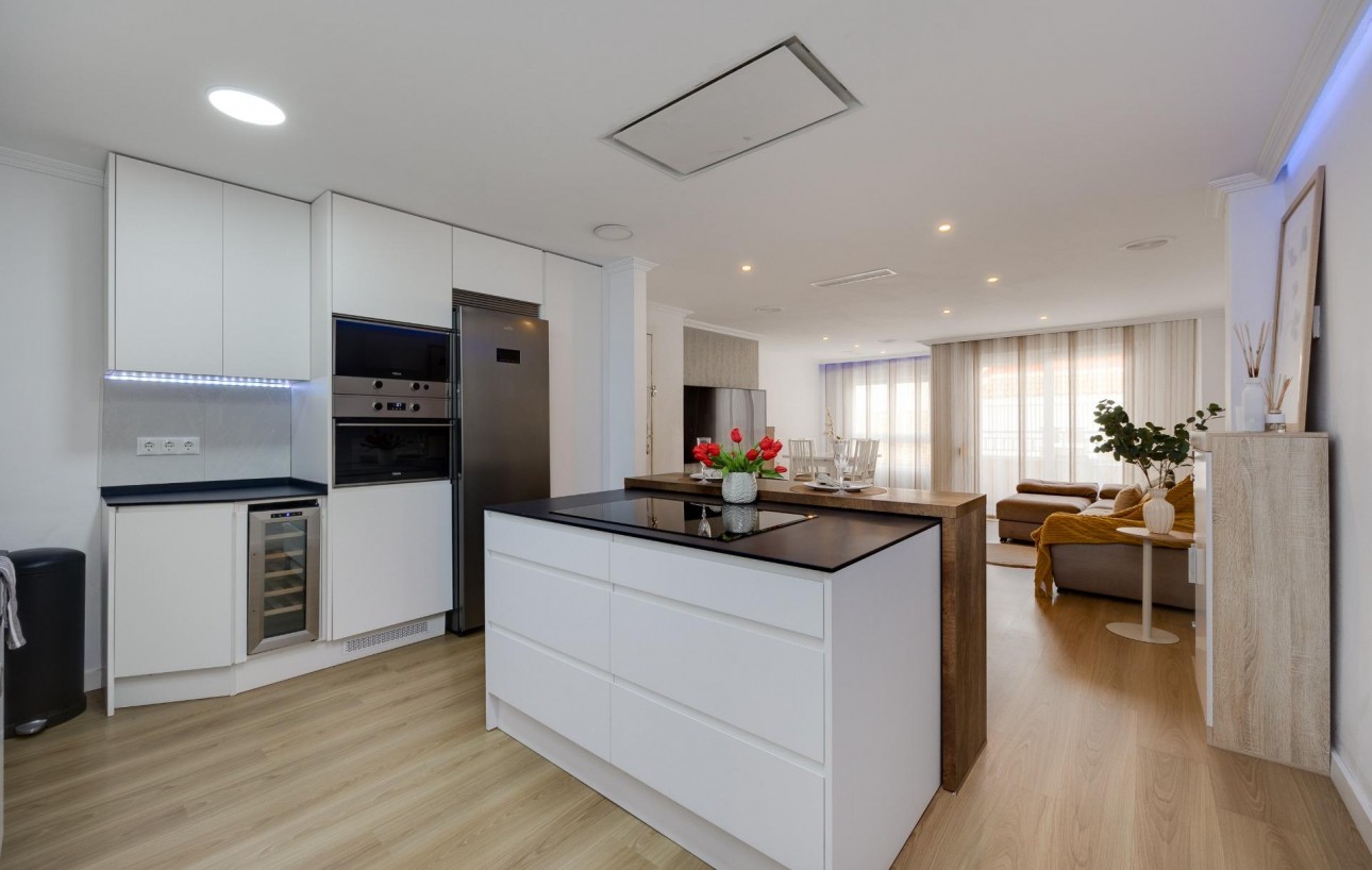 Venta - Apartamento - Torrevieja - Centro