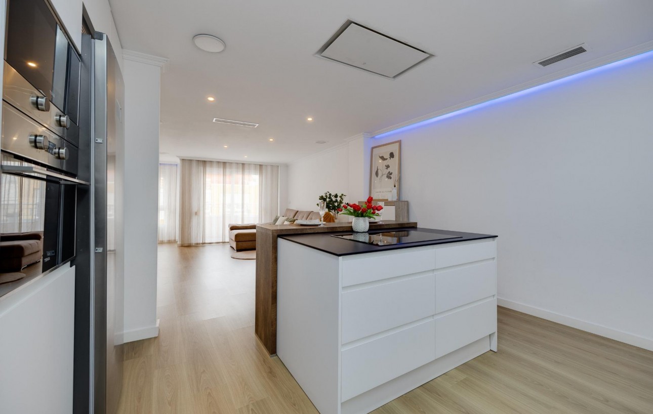 Venta - Apartamento - Torrevieja - Centro