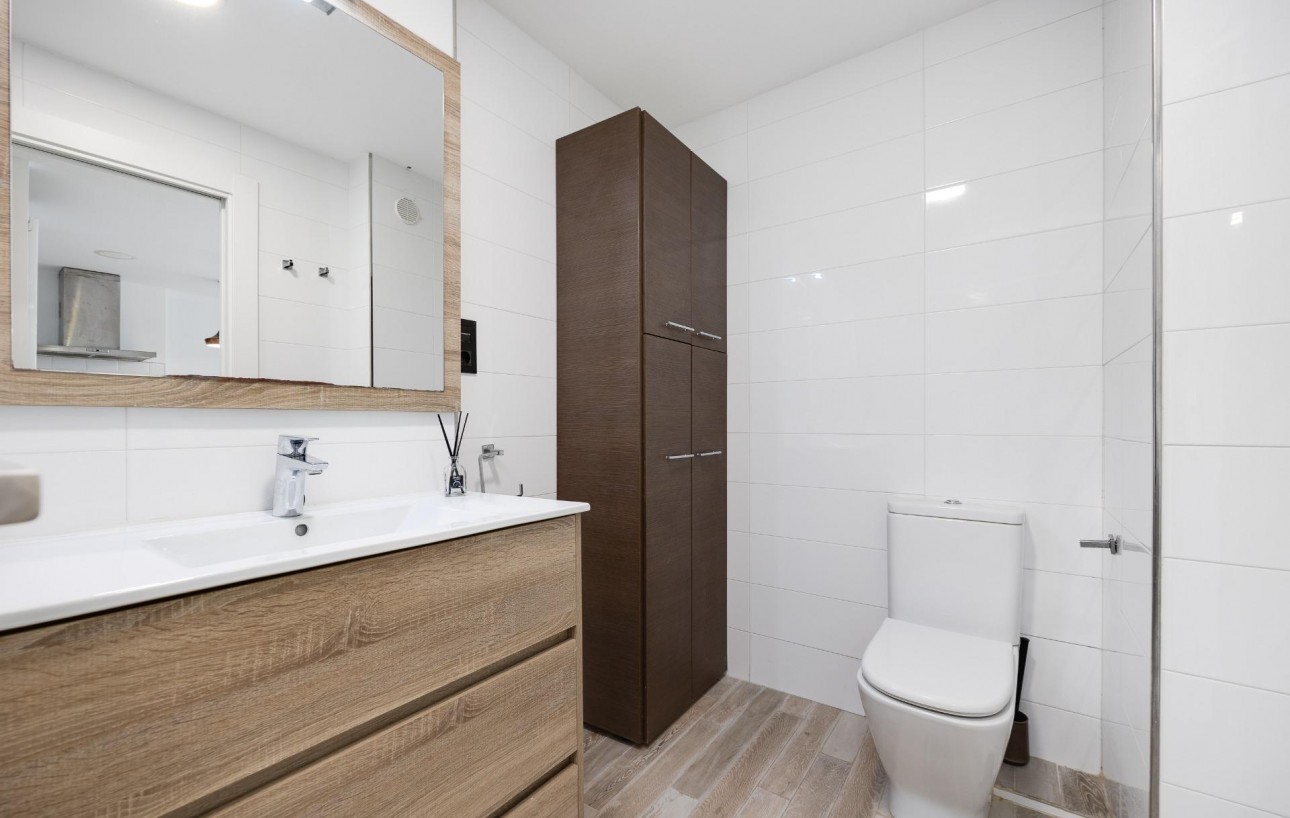 Resale - Wohnung - Torrevieja - Punta prima