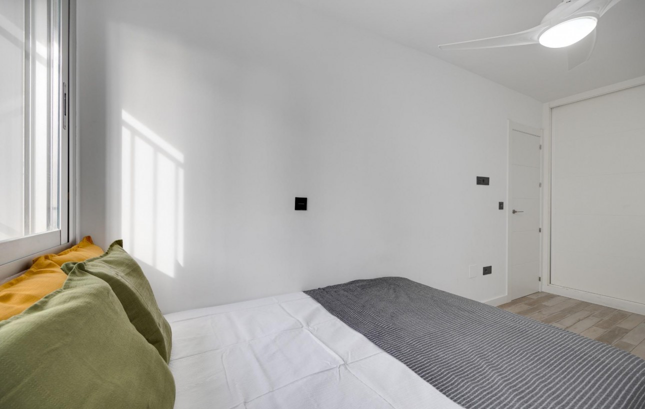 Resale - Wohnung - Torrevieja - Punta prima