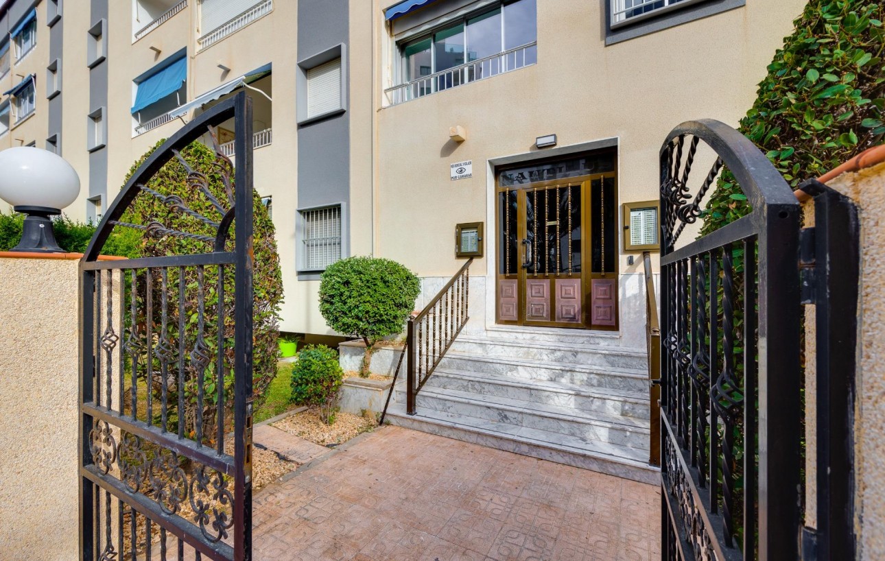 Resale - Wohnung - Torrevieja - Punta prima