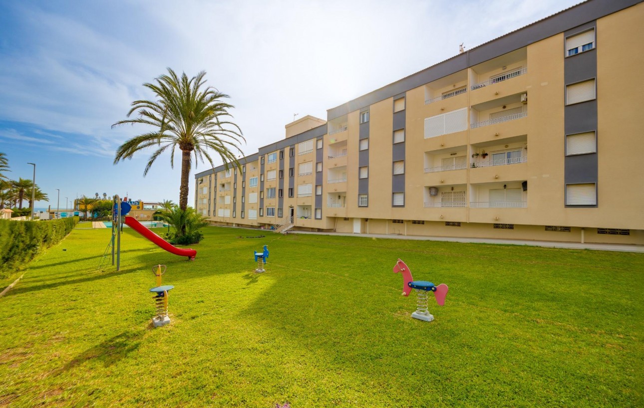 Resale - Wohnung - Torrevieja - Punta prima