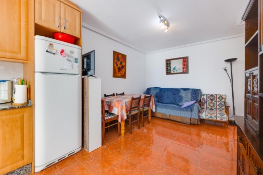 Resale - Chalet - Torrevieja - Playa de los locos