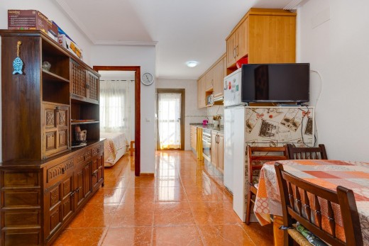 Resale - Chalet - Torrevieja - Playa de los locos