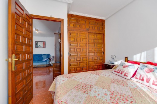 Resale - Chalet - Torrevieja - Playa de los locos