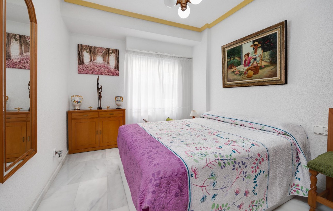 Resale - Lägenhet - Torrevieja - Habaneras