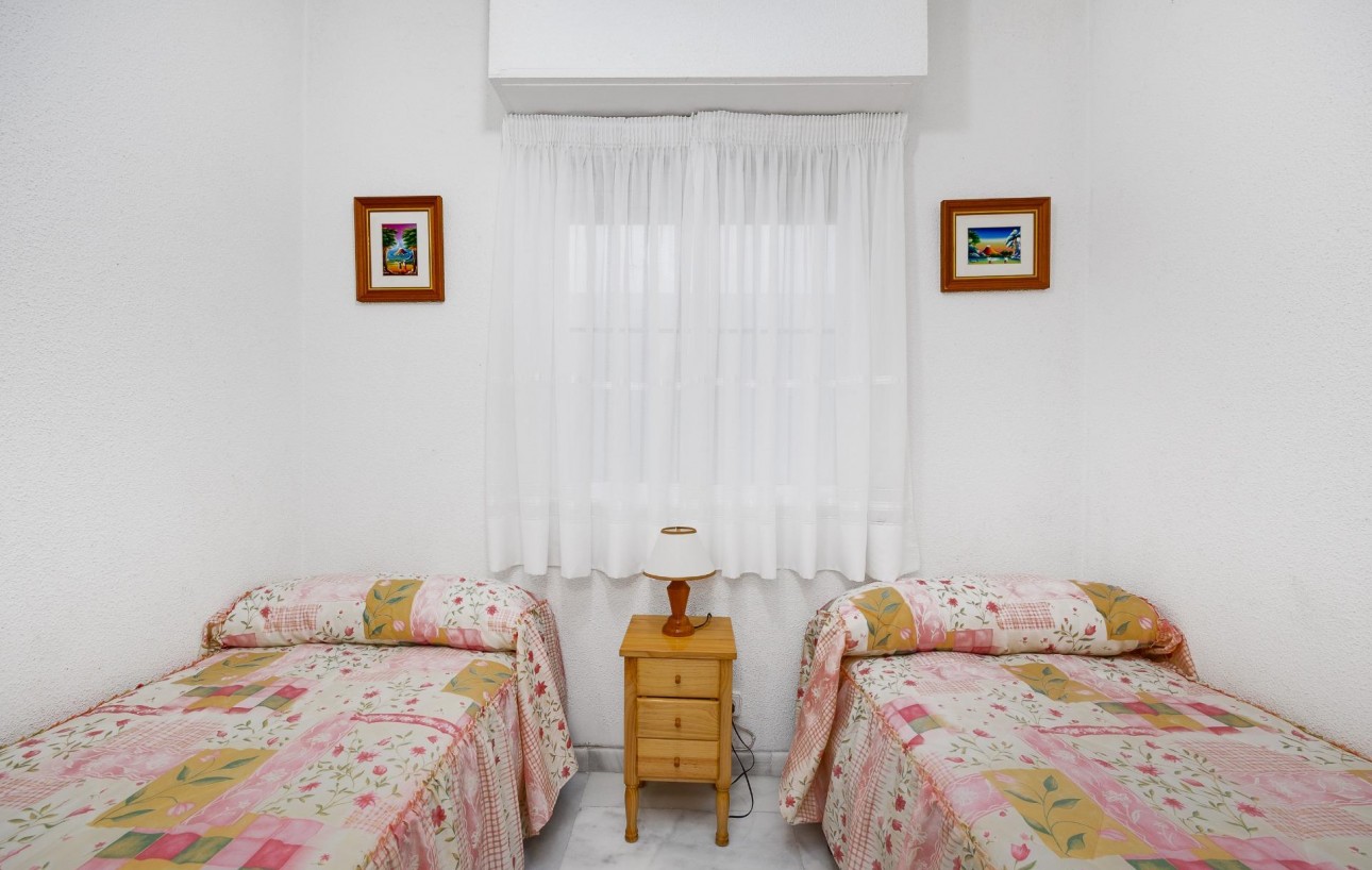 Resale - Lägenhet - Torrevieja - Habaneras