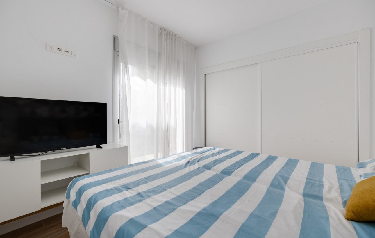 Venta - Chalet - Torrevieja - Los Frutales