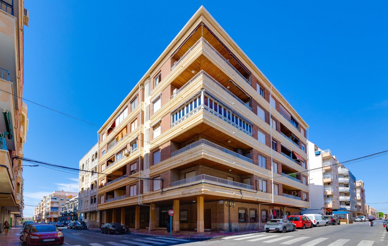 Resale - Lägenhet - Torrevieja - Acequion