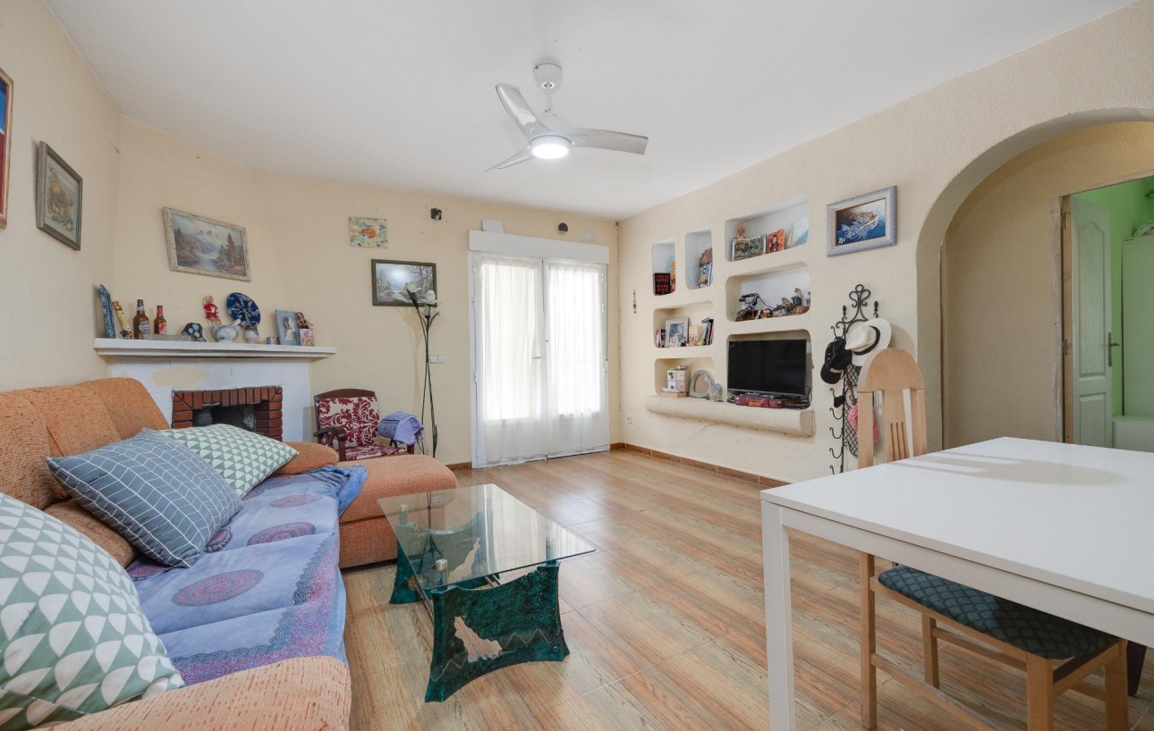 Venta - Chalet - Torrevieja - Los balcones