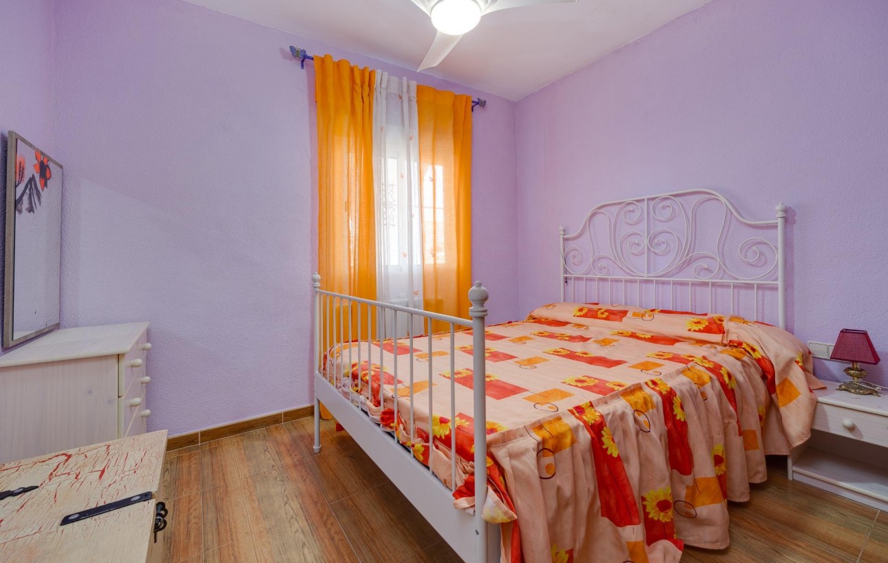 Venta - Chalet - Torrevieja - Los balcones