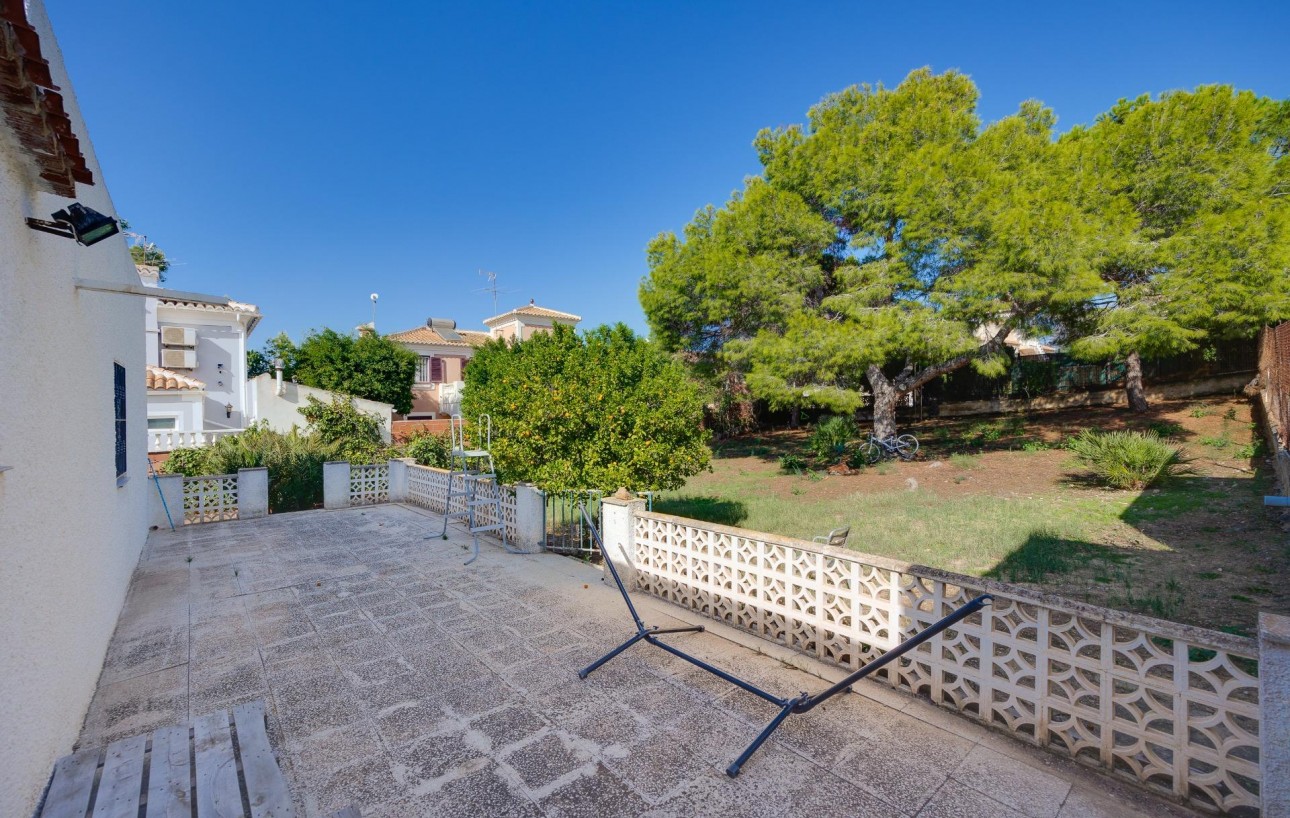 Venta - Chalet - Torrevieja - Los balcones