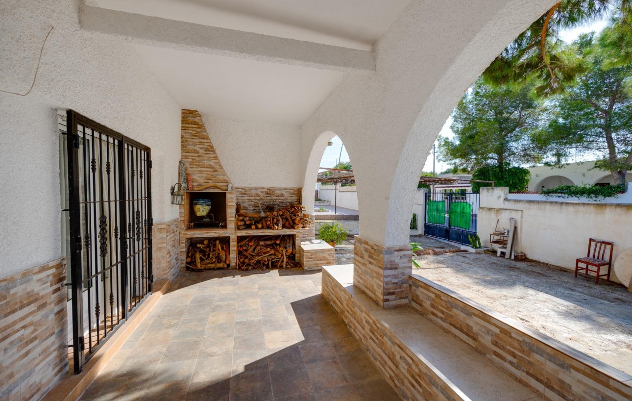 Venta - Chalet - Torrevieja - Los balcones