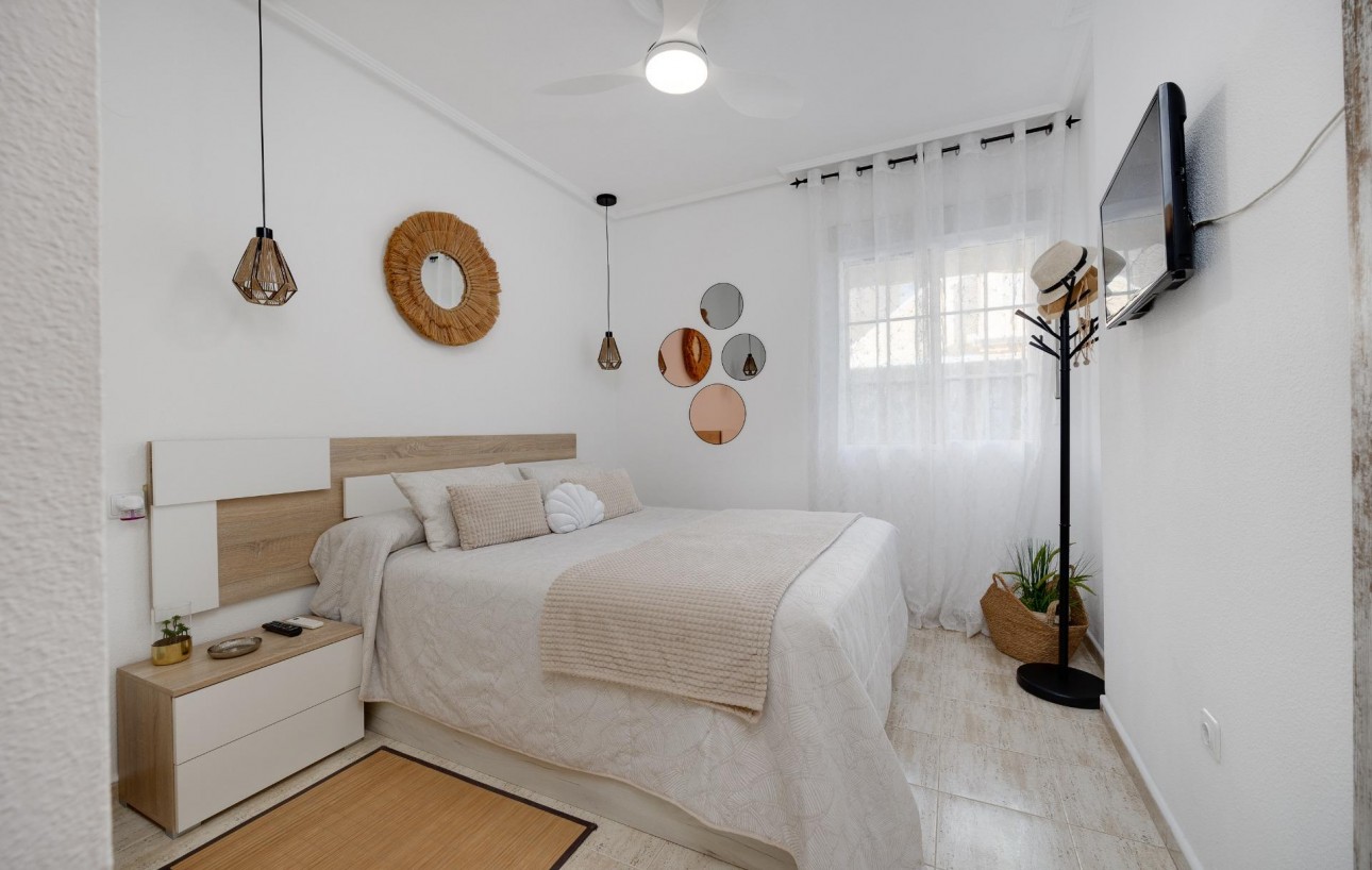 Venta - Bungalow Planta Baja - Torrevieja - Torreblanca