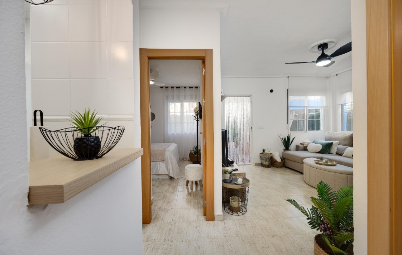 Venta - Bungalow Planta Baja - Torrevieja - Torreblanca