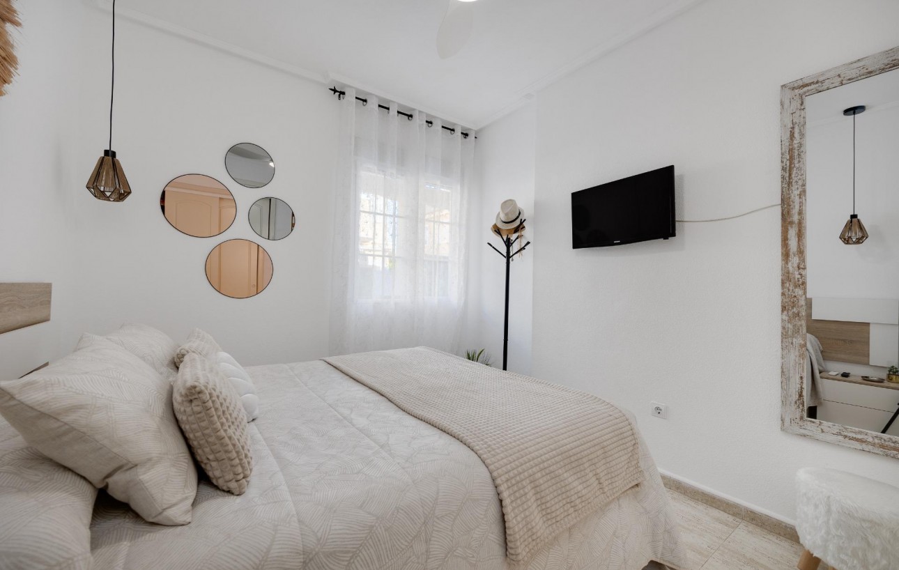 Venta - Bungalow Planta Baja - Torrevieja - Torreblanca