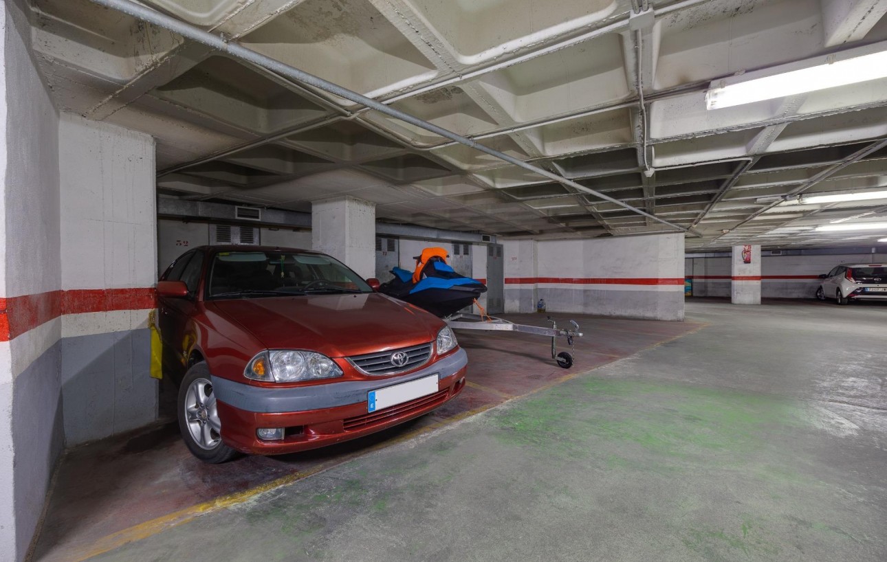 Sale - Garage - Torrevieja - Playa del cura