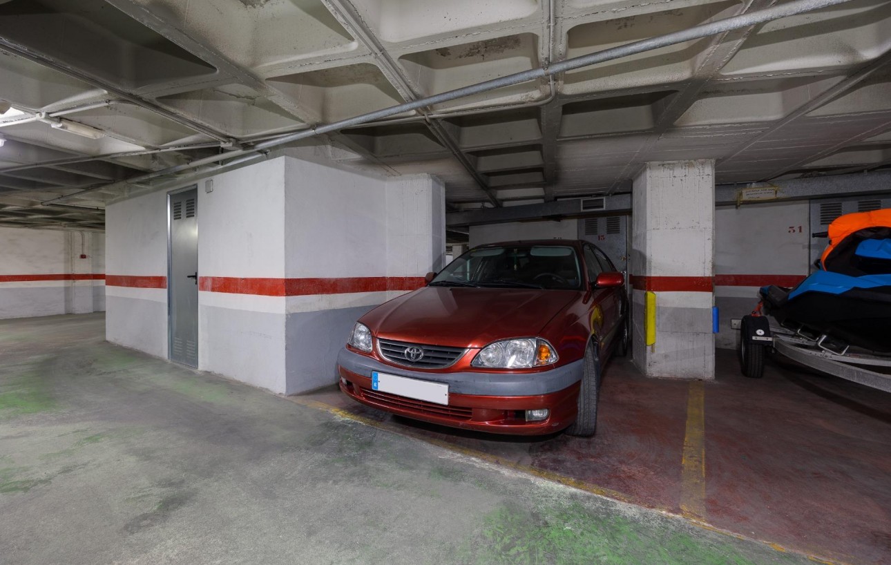 Sale - Garage - Torrevieja - Playa del cura