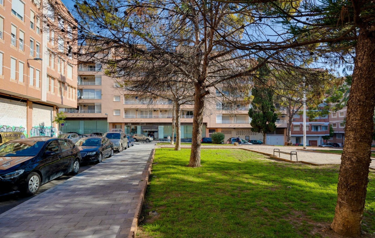 Sale - Trastero - Torrevieja - Playa del cura