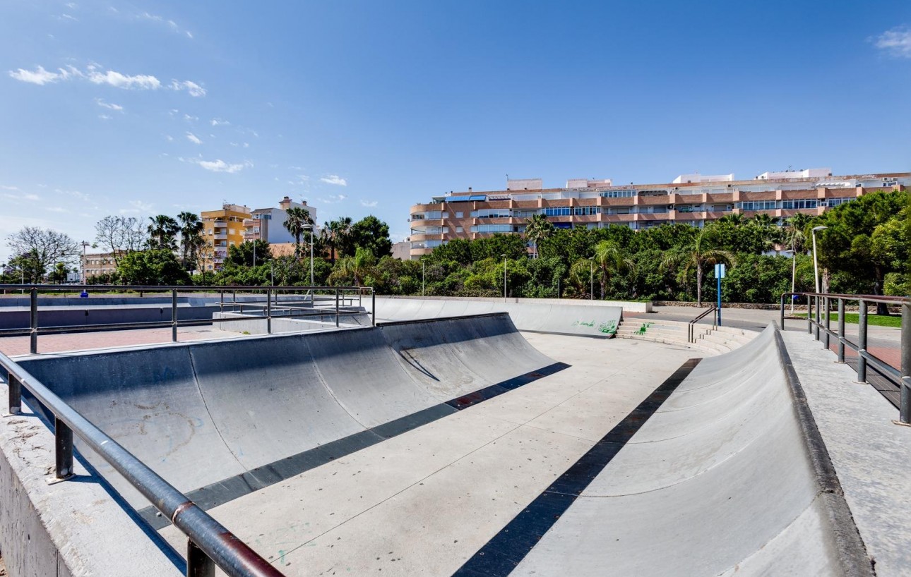 Sale - Apartment - Torrevieja - Acequion