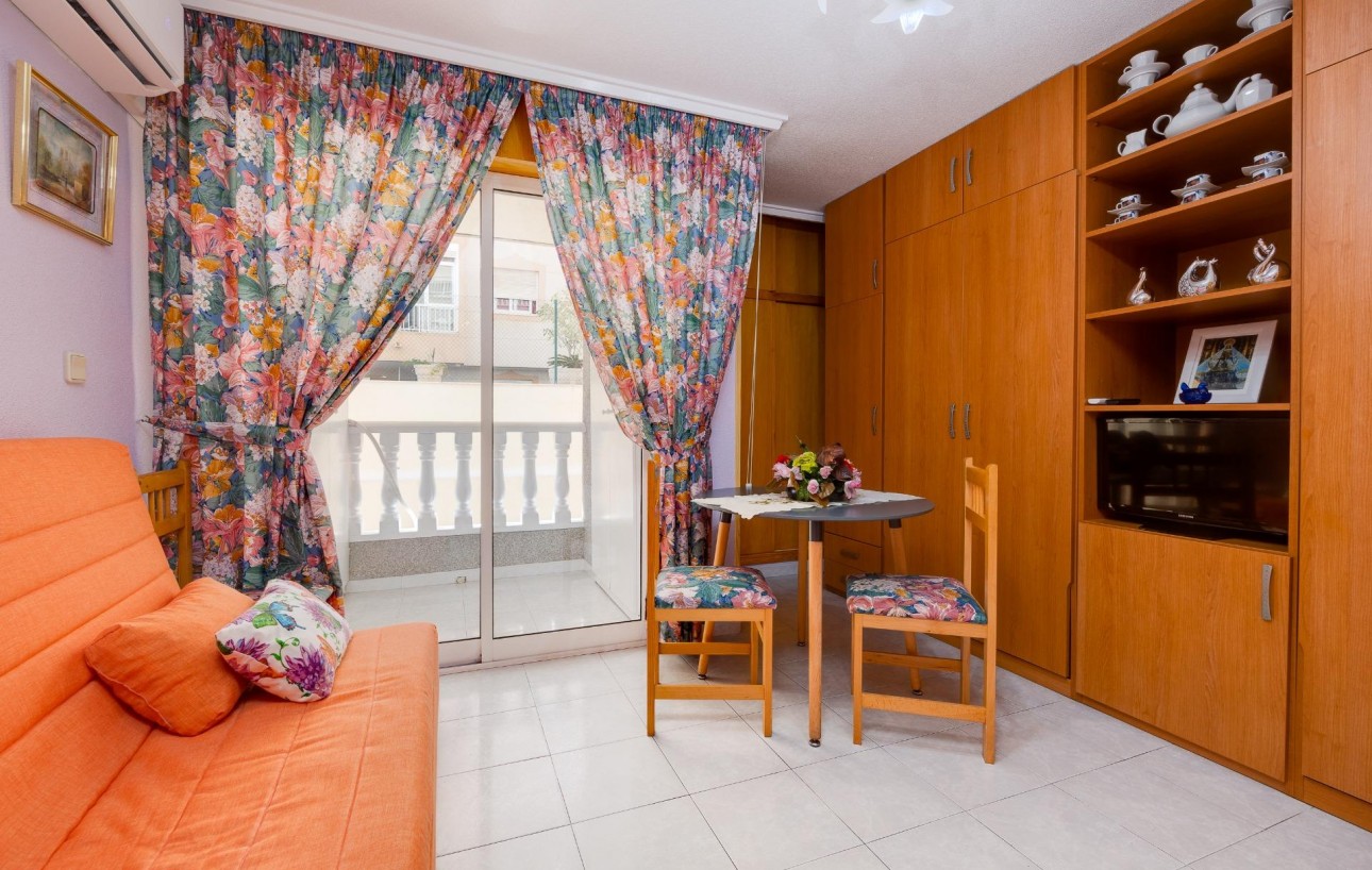 Sale - Apartment - Torrevieja - Acequion