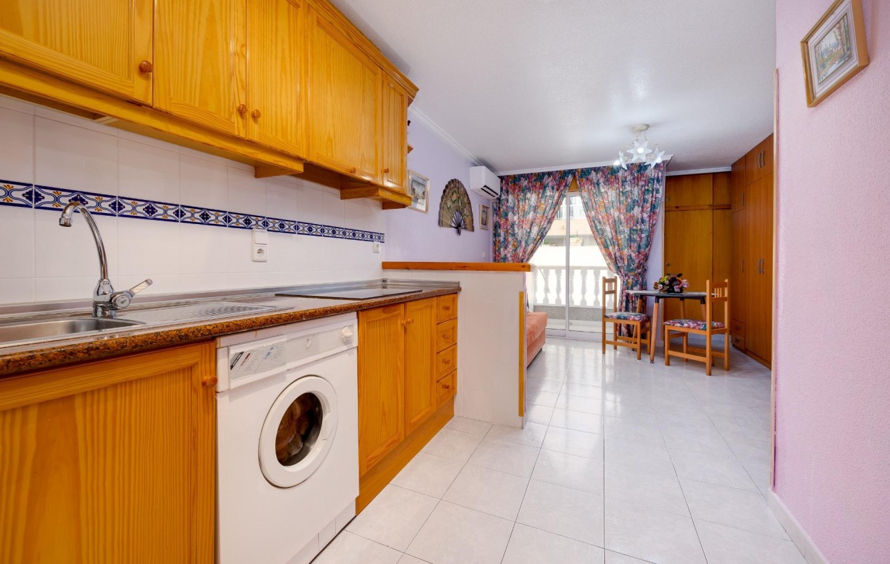 Sale - Apartment - Torrevieja - Acequion