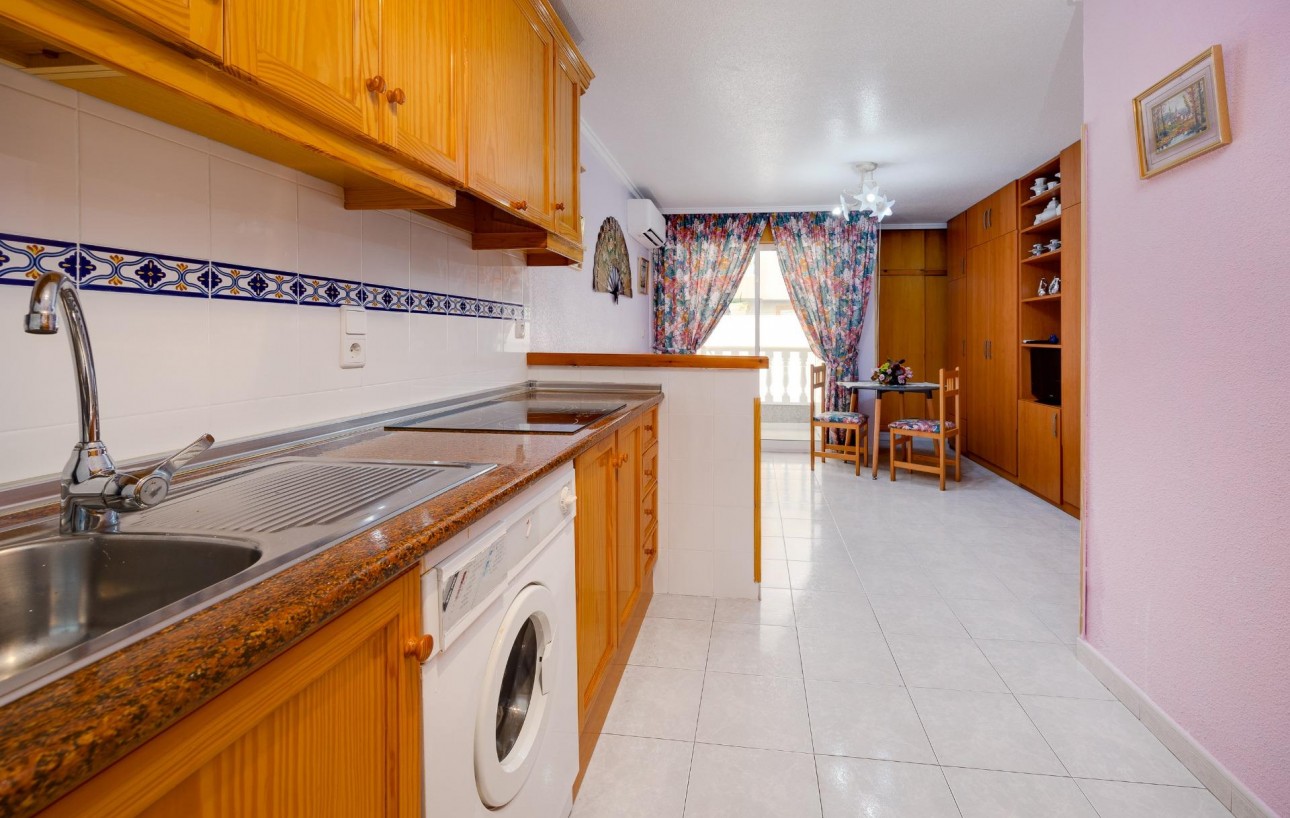 Sale - Apartment - Torrevieja - Acequion