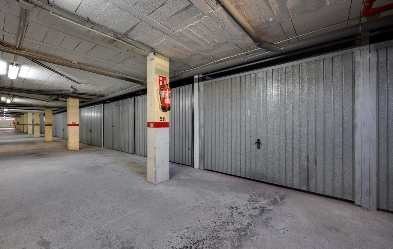 Revente - Garage - Torrevieja - Aguas Nuevas
