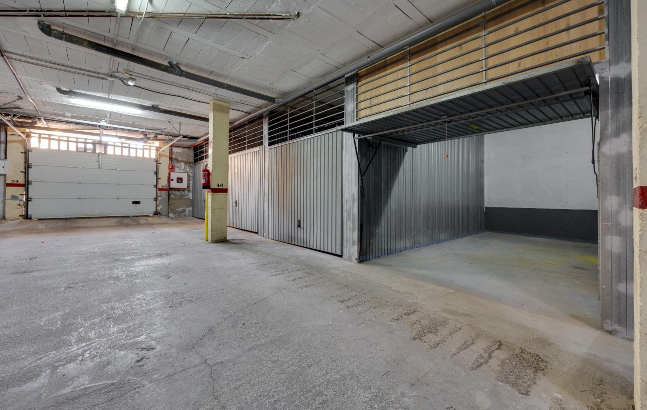 Revente - Garage - Torrevieja - Aguas Nuevas