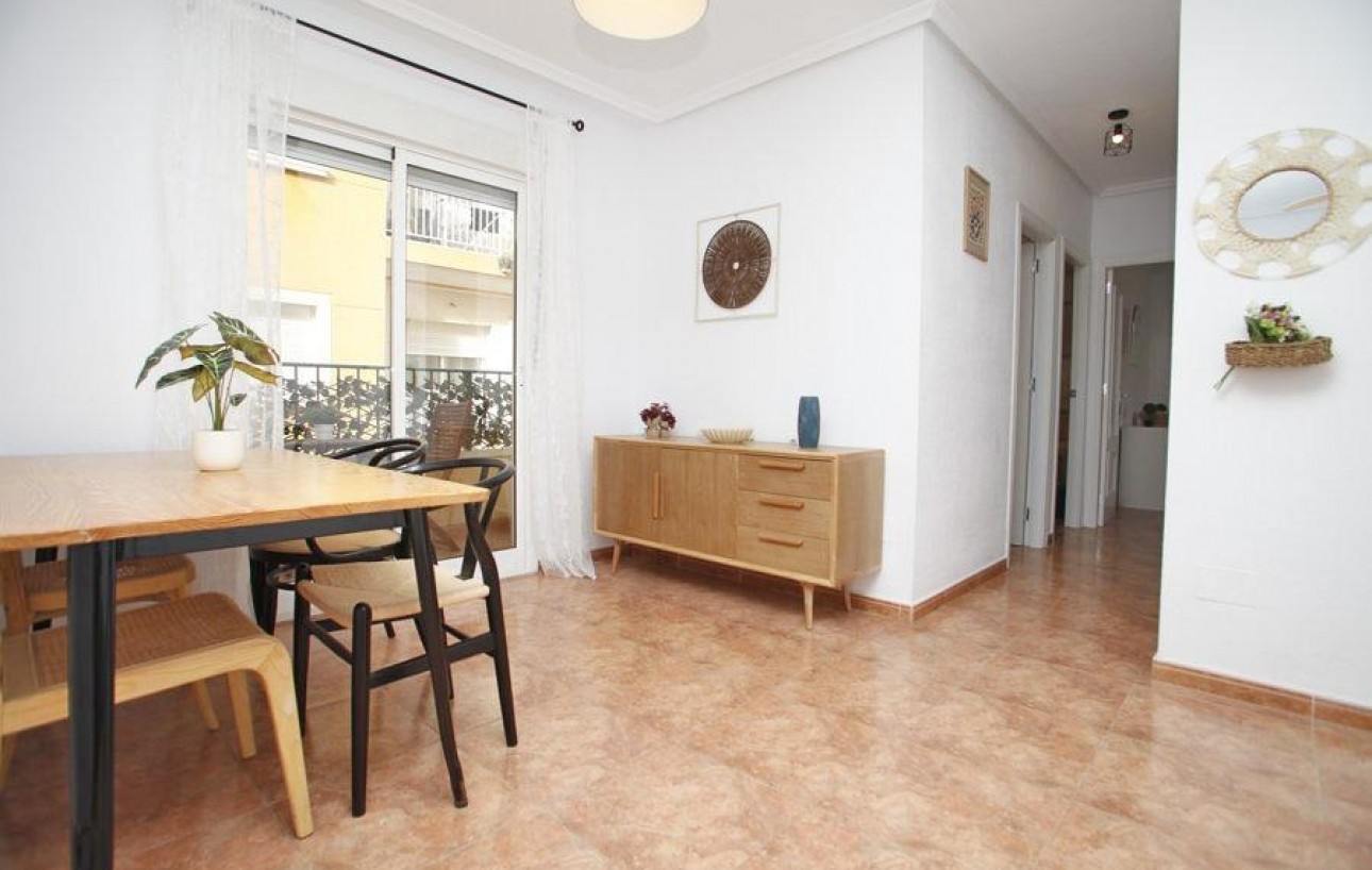 Resale - Lägenhet - Torrevieja - Centro