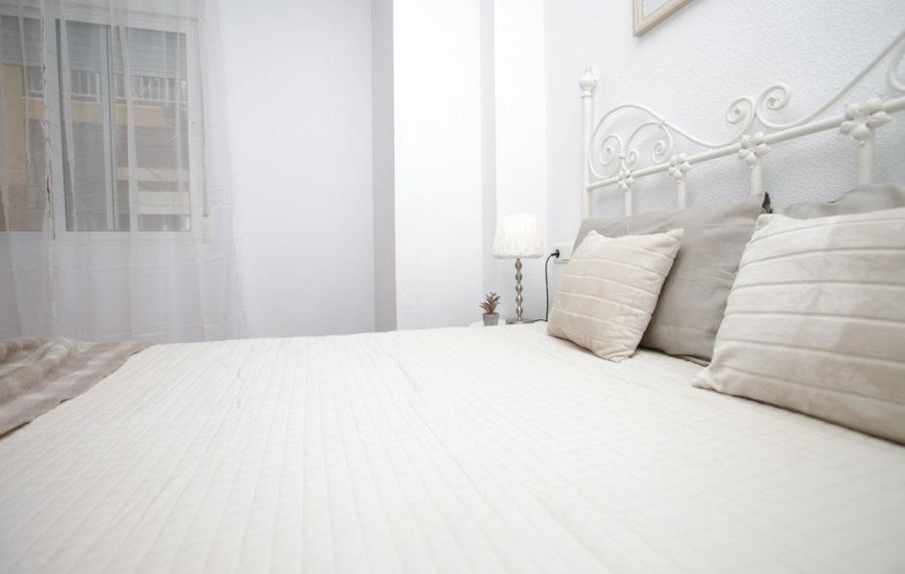 Resale - Lägenhet - Torrevieja - Centro