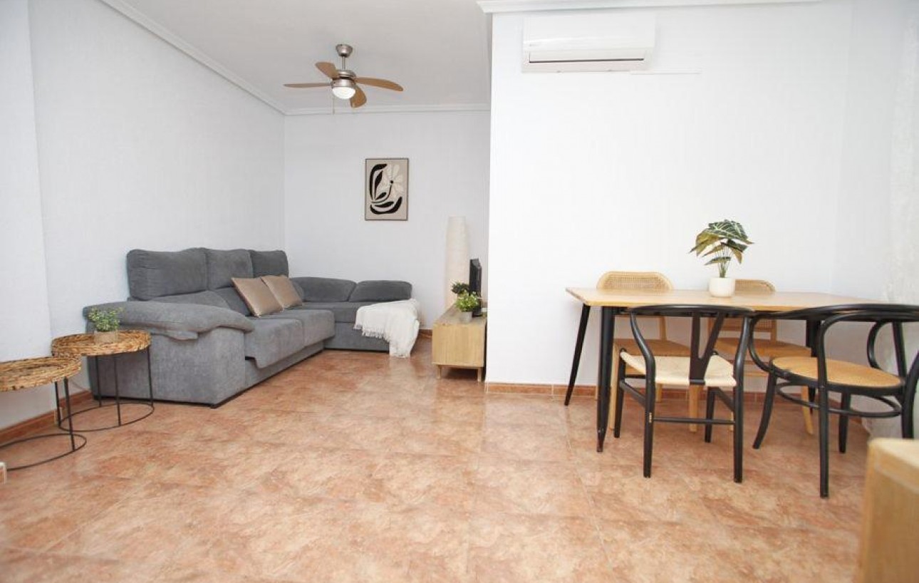 Resale - Lägenhet - Torrevieja - Centro