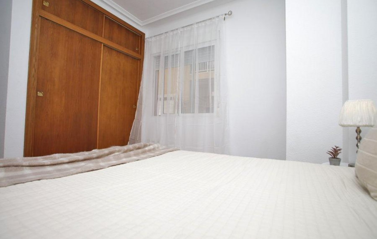 Resale - Lägenhet - Torrevieja - Centro