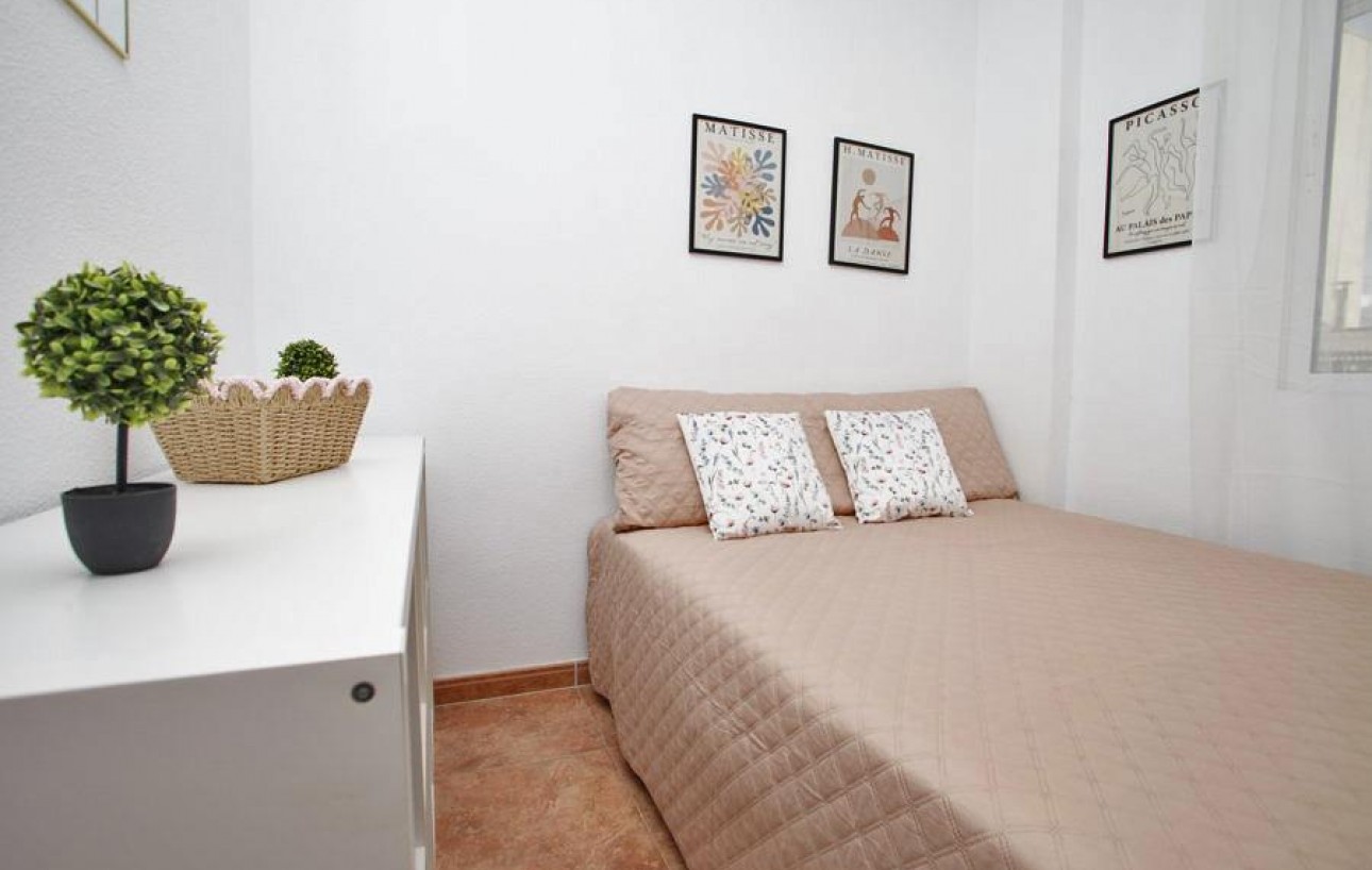Resale - Lägenhet - Torrevieja - Centro