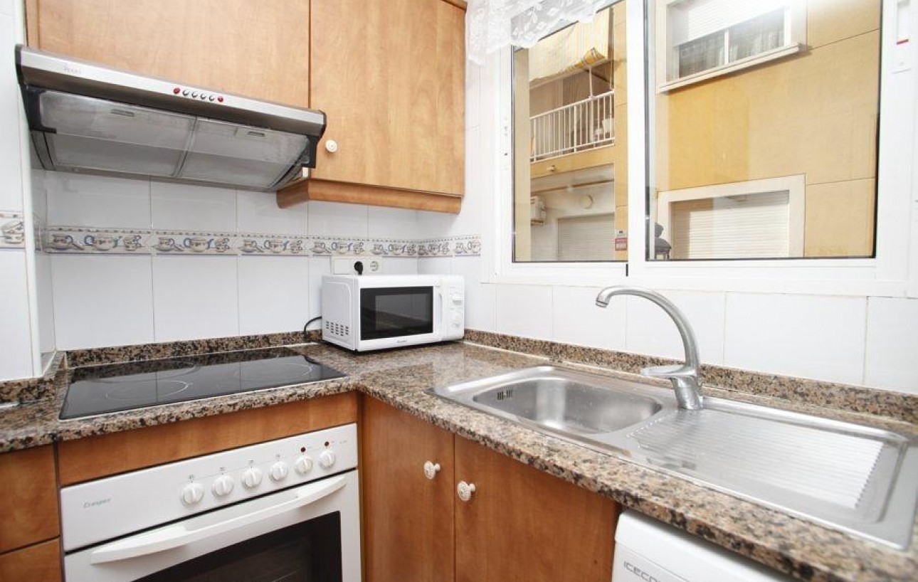 Resale - Lägenhet - Torrevieja - Centro