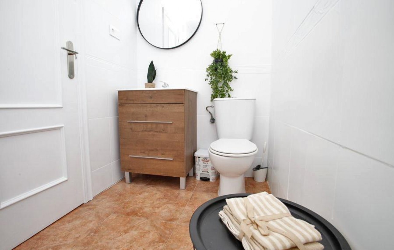 Resale - Lägenhet - Torrevieja - Centro