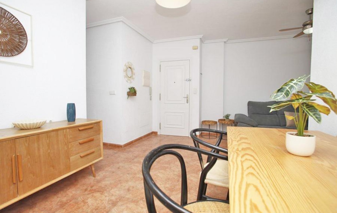 Resale - Lägenhet - Torrevieja - Centro