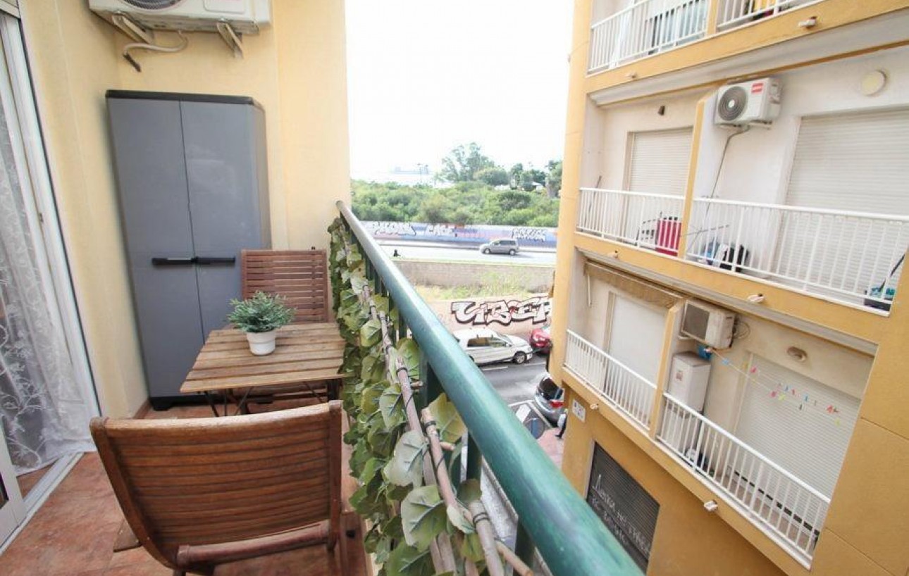 Resale - Lägenhet - Torrevieja - Centro