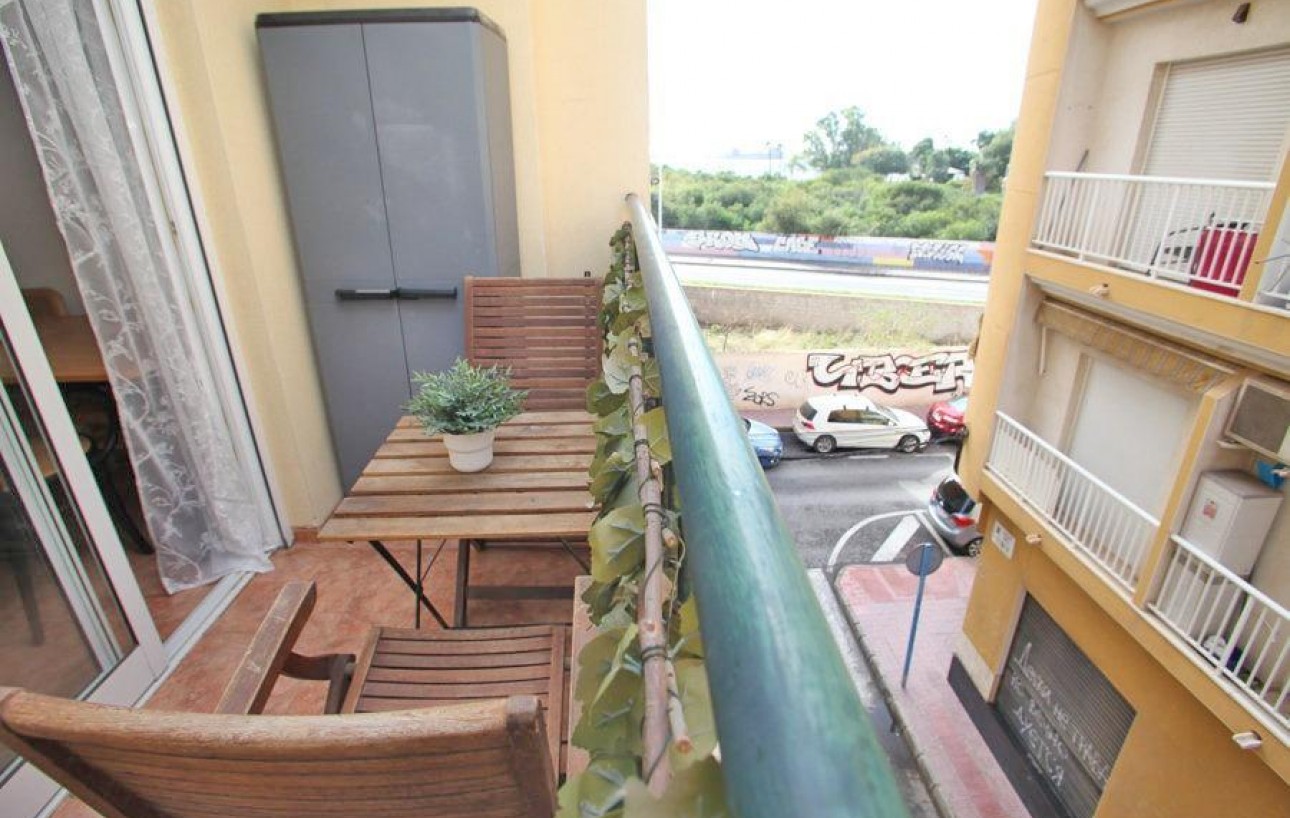 Resale - Lägenhet - Torrevieja - Centro