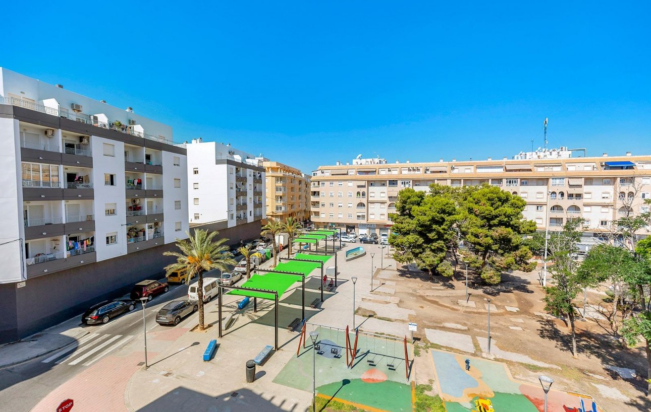 Resale - Lägenhet - Torrevieja - Playa de los locos