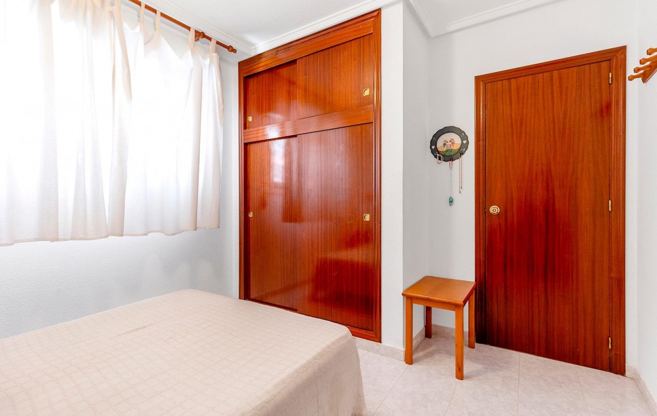 Resale - Lägenhet - Torrevieja - Playa de los locos