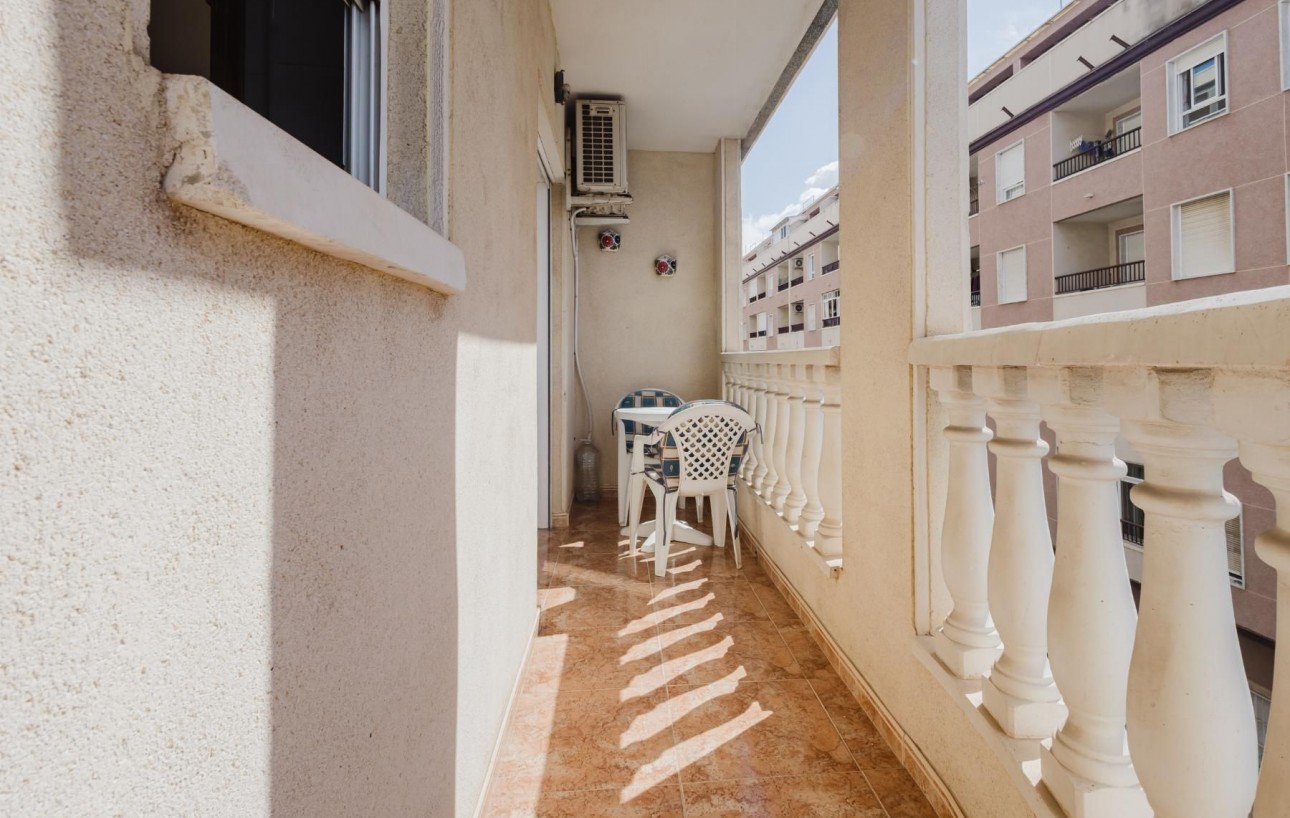 Revente - Appartement - Torrevieja - Centro