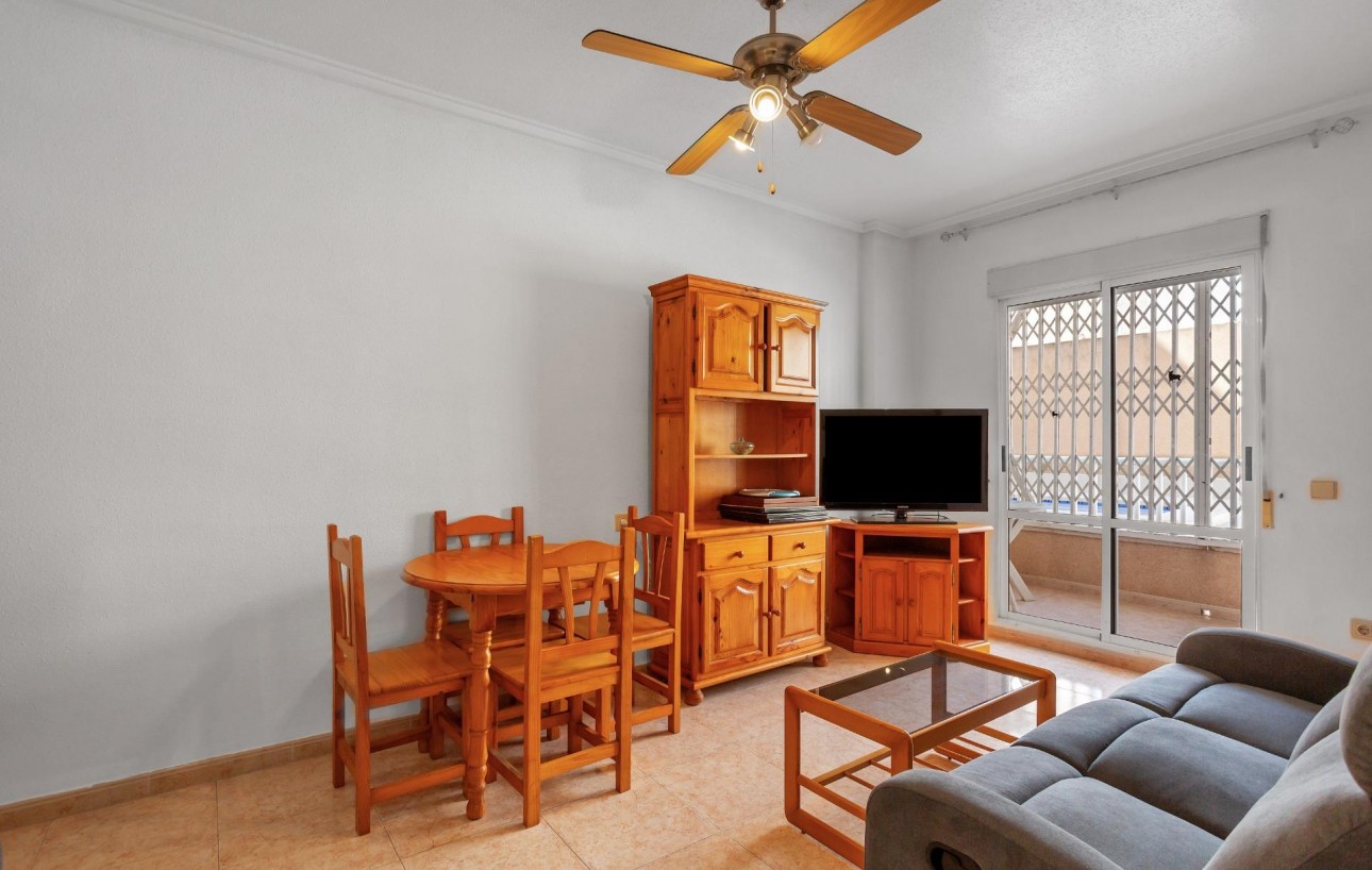 Resale - Wohnung - Torrevieja - Centro